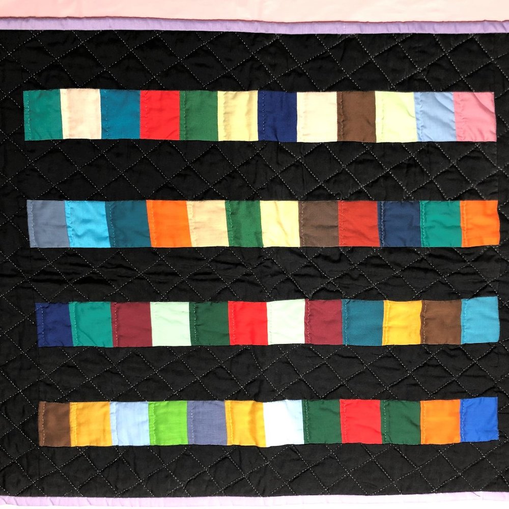 Amish quilted wall hanging or crib blanket NWOT